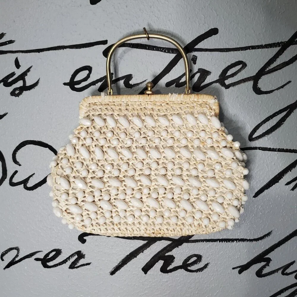 Vintage 1950’s Mid-Century Ivory Italian Beaded Handbag w/ Metal Handle